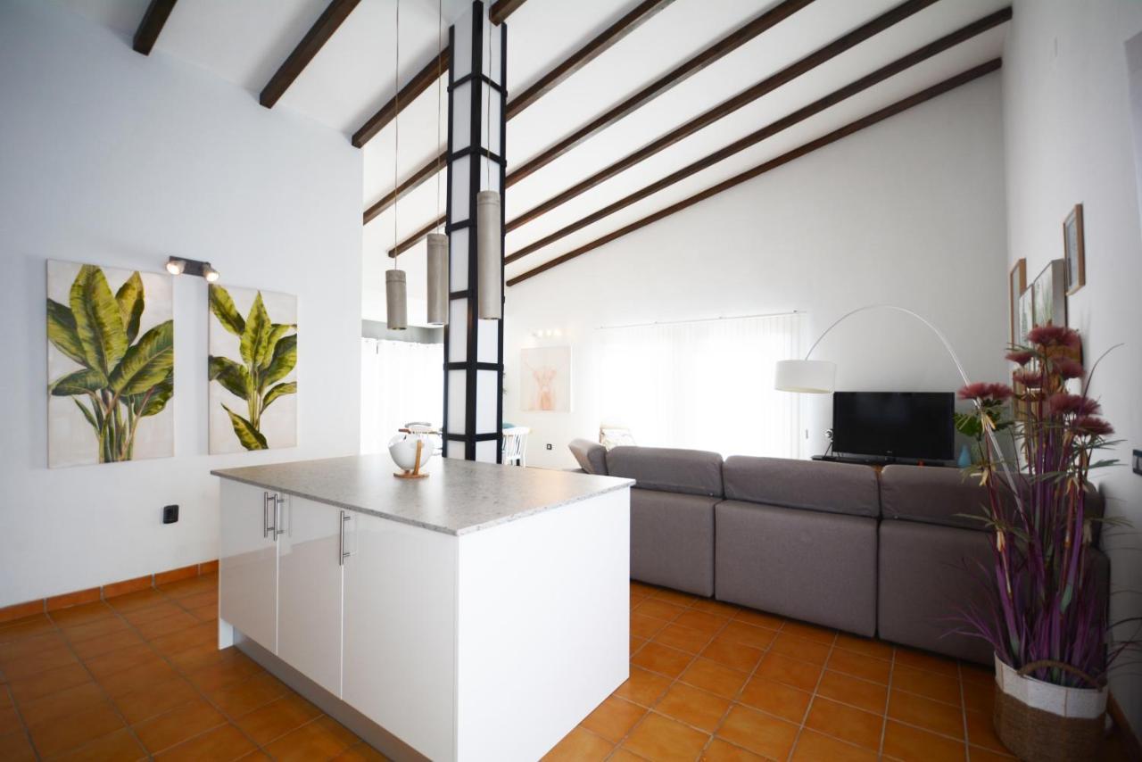 Beautiful Spacious Villa With Private Heated Pool In Lajares Exteriér fotografie