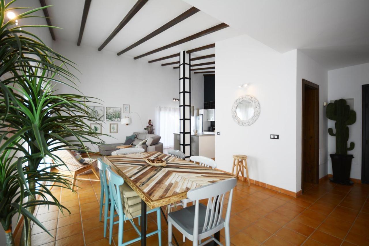 Beautiful Spacious Villa With Private Heated Pool In Lajares Exteriér fotografie