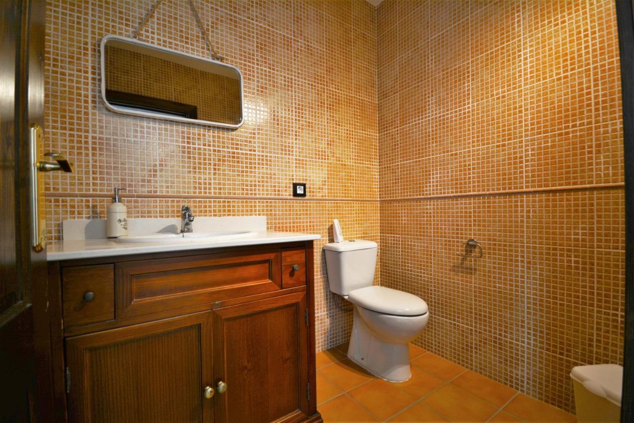 Beautiful Spacious Villa With Private Heated Pool In Lajares Exteriér fotografie